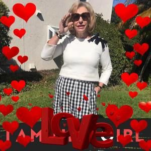 Meet your Posher, Maria